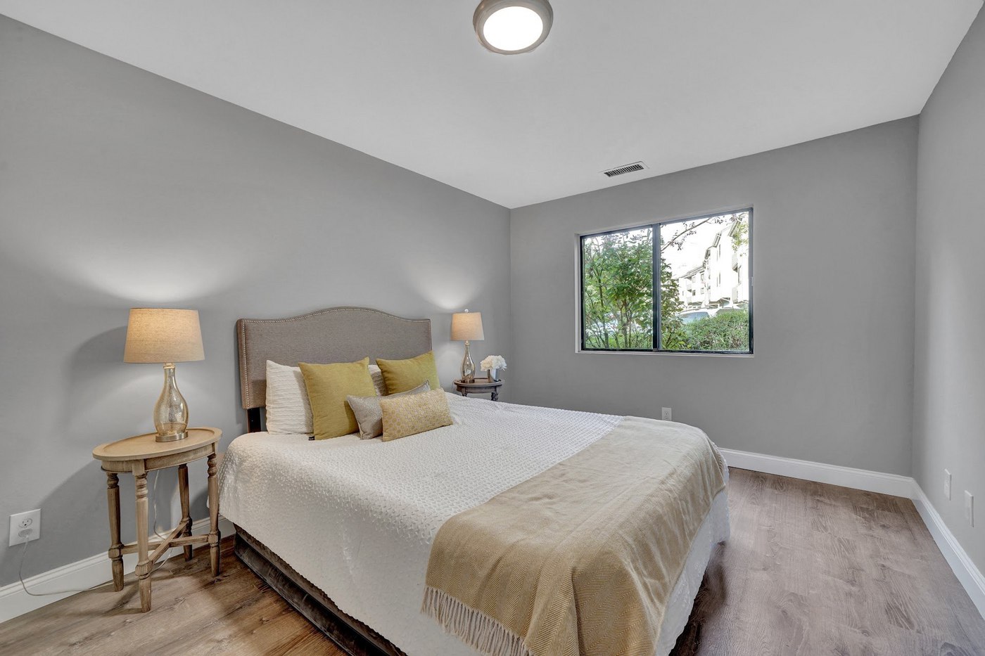 Home-Insurance-Bedroom