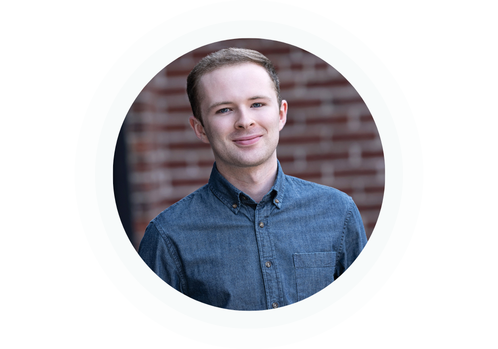 Robbie Hoye Bio - Simple Hero